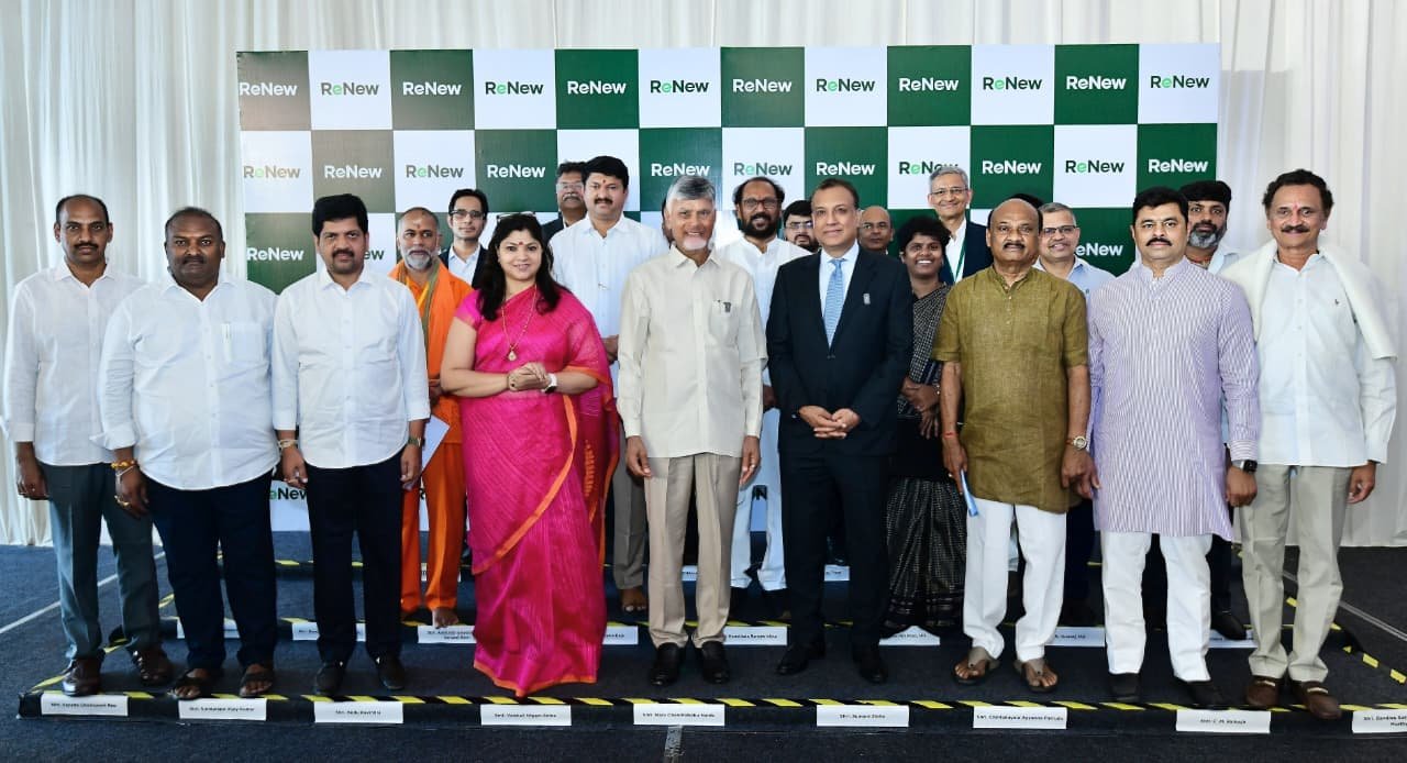  అనకాపల్లి జిల్లా అభివృద్ధి పరుగులు… ప్రతిరోజు పెట్టుబడుల పండుగ