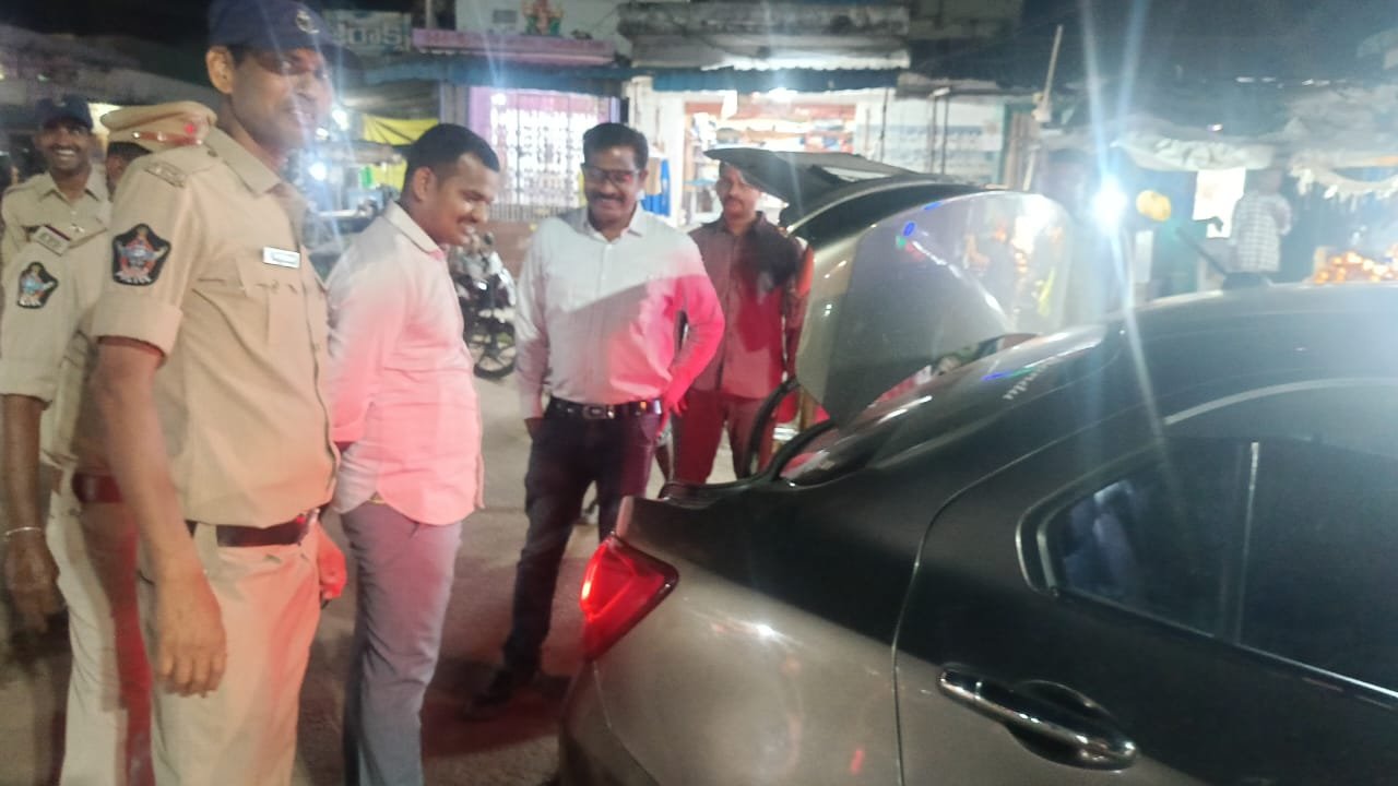 పాడేరు పోలీసుల కట్టుదిట్టమైన గస్తీ – గంజాయి రవాణాపై కఠిన చర్యలు - ఎస్ఐ పాపినాయుడు 